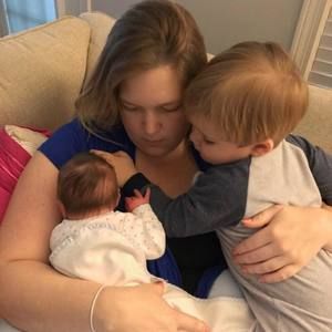 Meet your Posher, Alicia